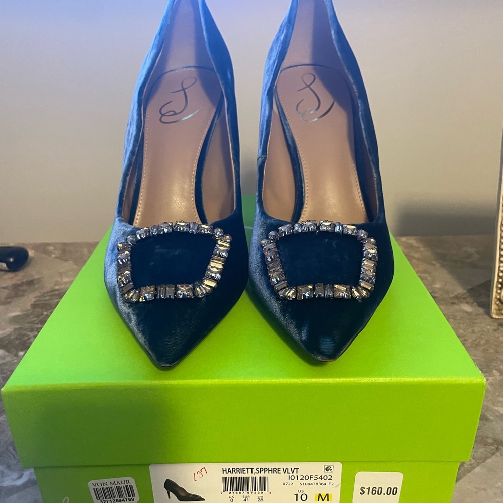 Sam Edelman pumps